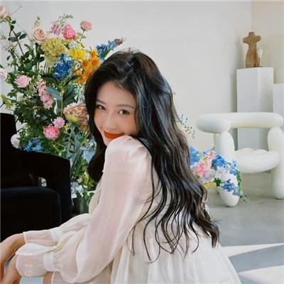 丹顶鹤女孩